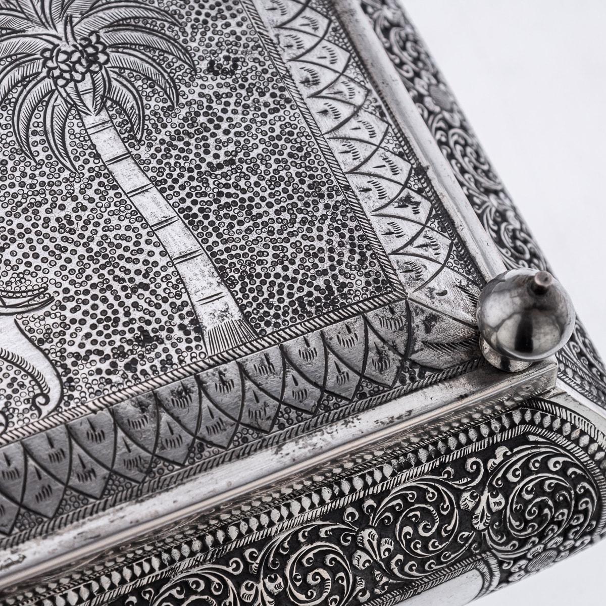 Mid 20th Century Sri Lankan Solid Silver Repousse Box, Colombo c.1930 For Sale 13