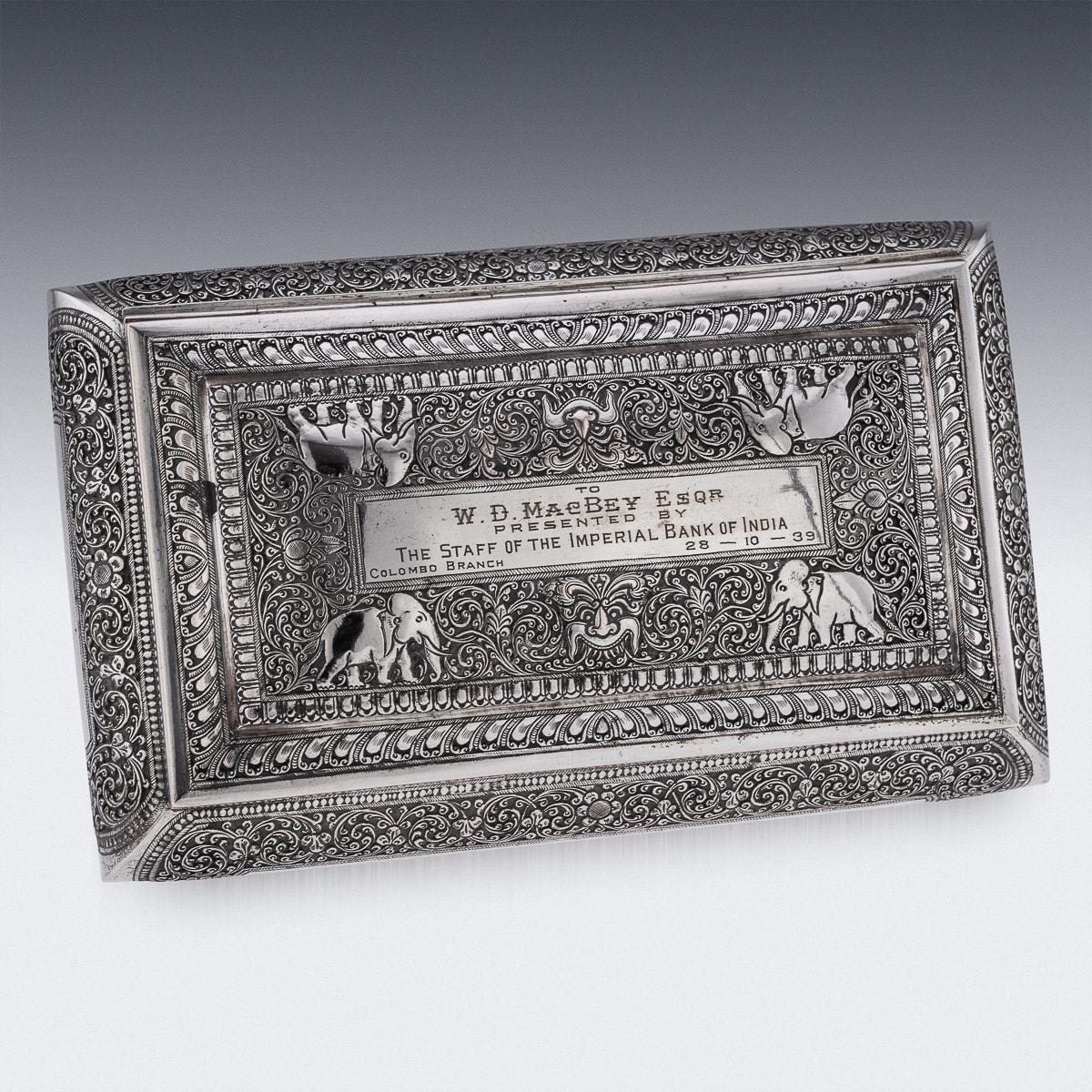 Mid 20th Century Sri Lankan Solid Silver Repousse Box, Colombo c.1930 For Sale 2