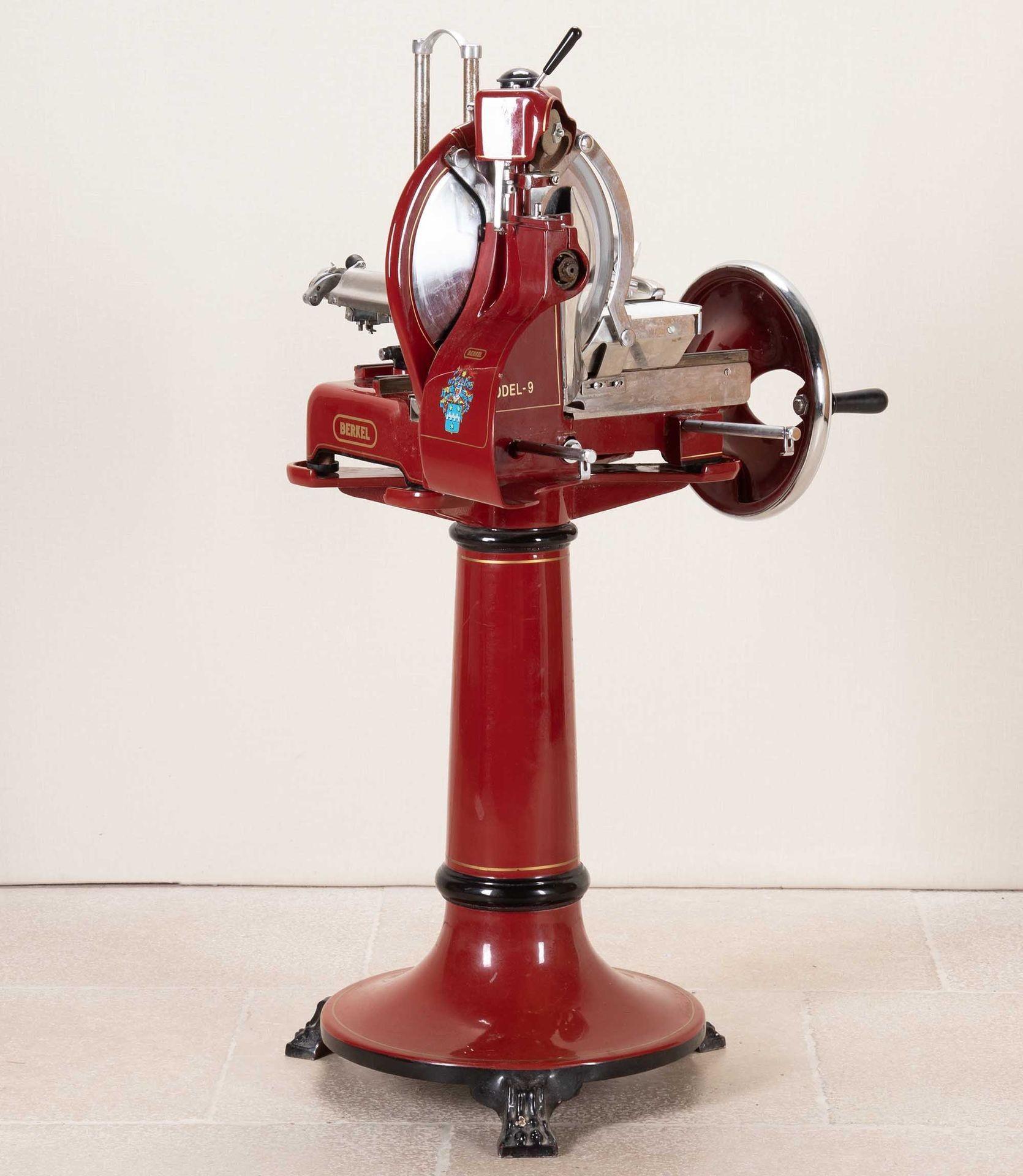 Mid-20th Century Steel 'Berkel' Meat Slicer In Good Condition For Sale In Gloucestershire, GB