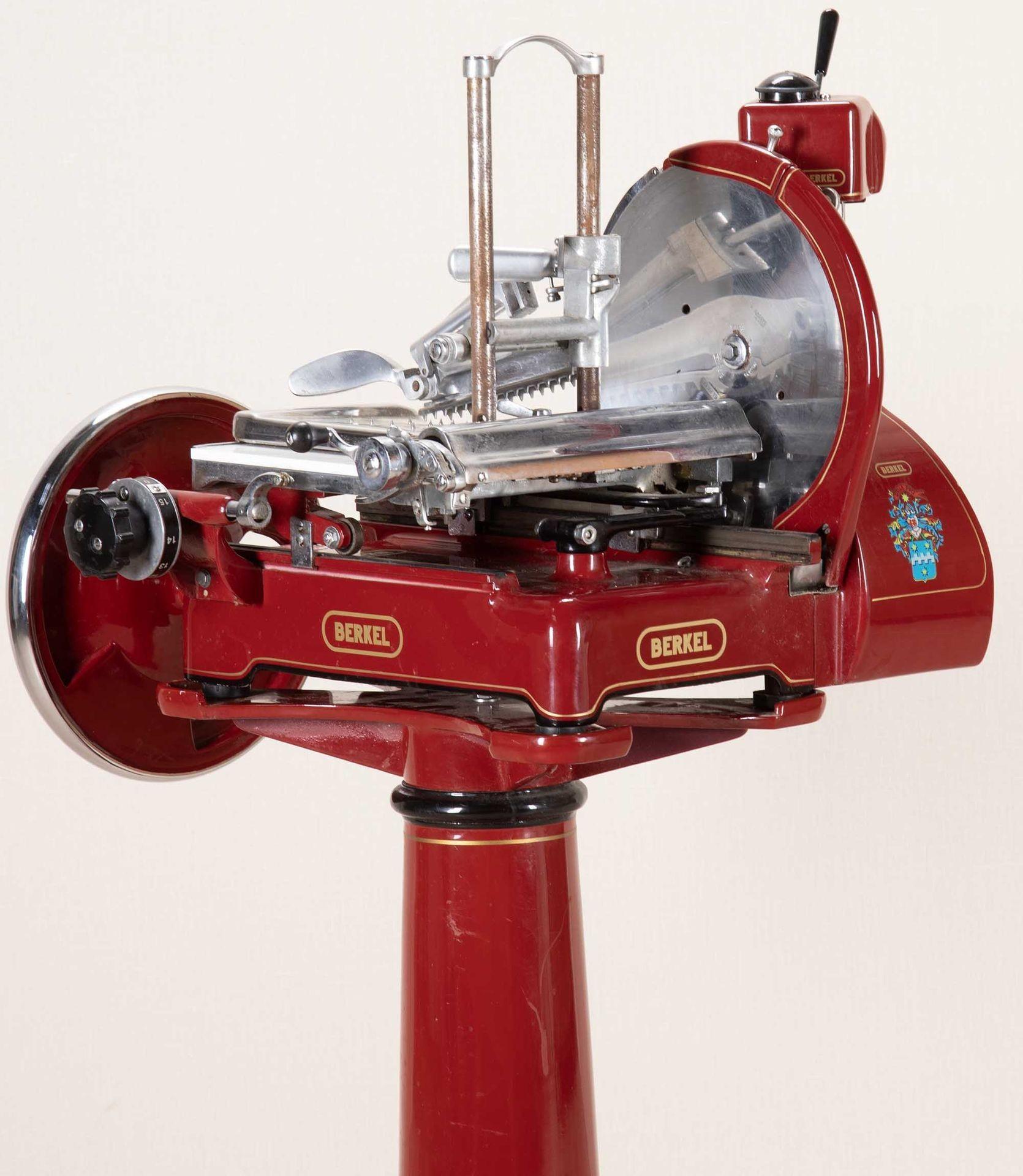 Mid-20th Century Steel 'Berkel' Meat Slicer For Sale 1