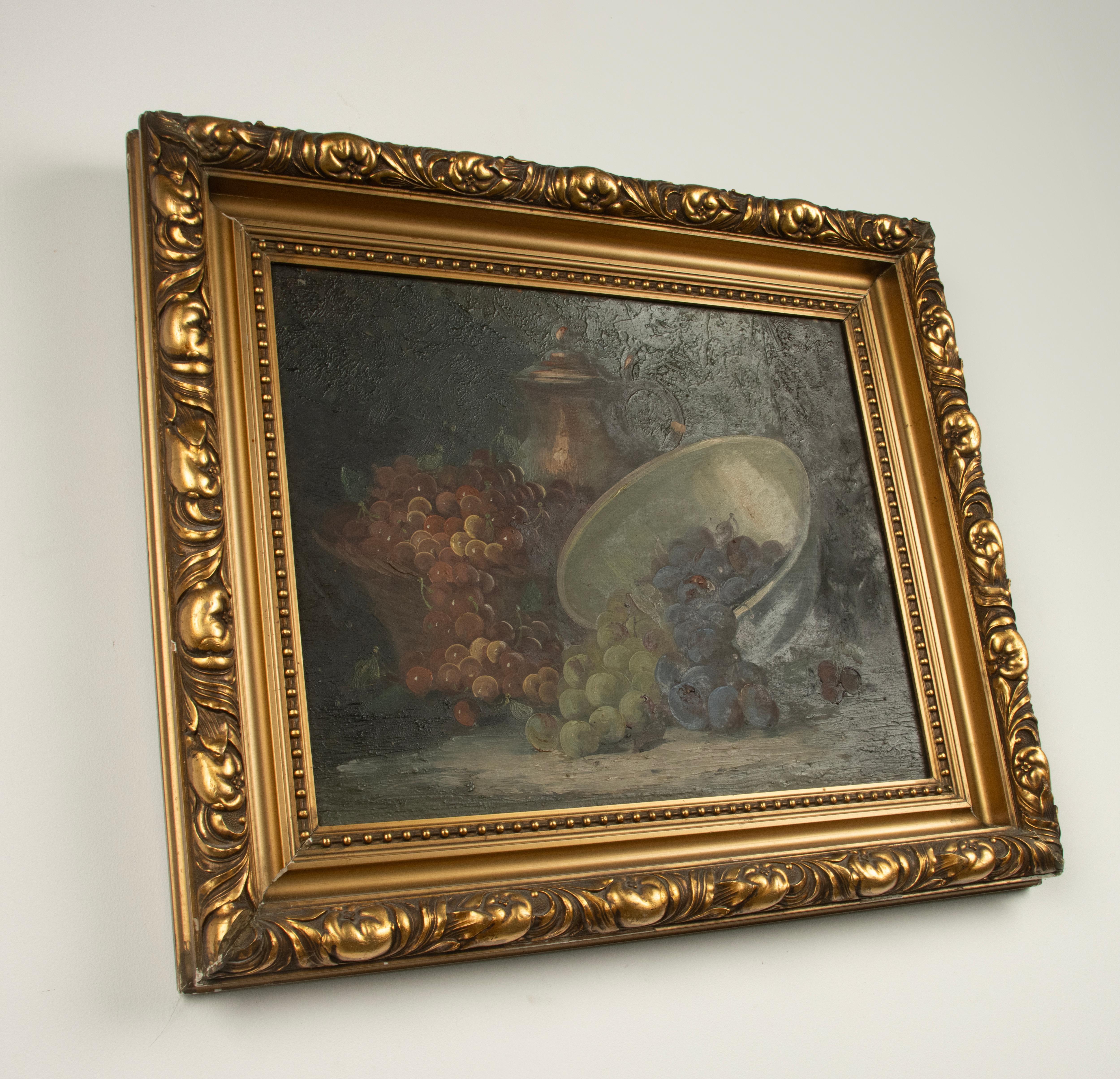 Nature morte du milieu du XXe siècle - Georges Duval - Huile sur toile - Raisins en vente 6