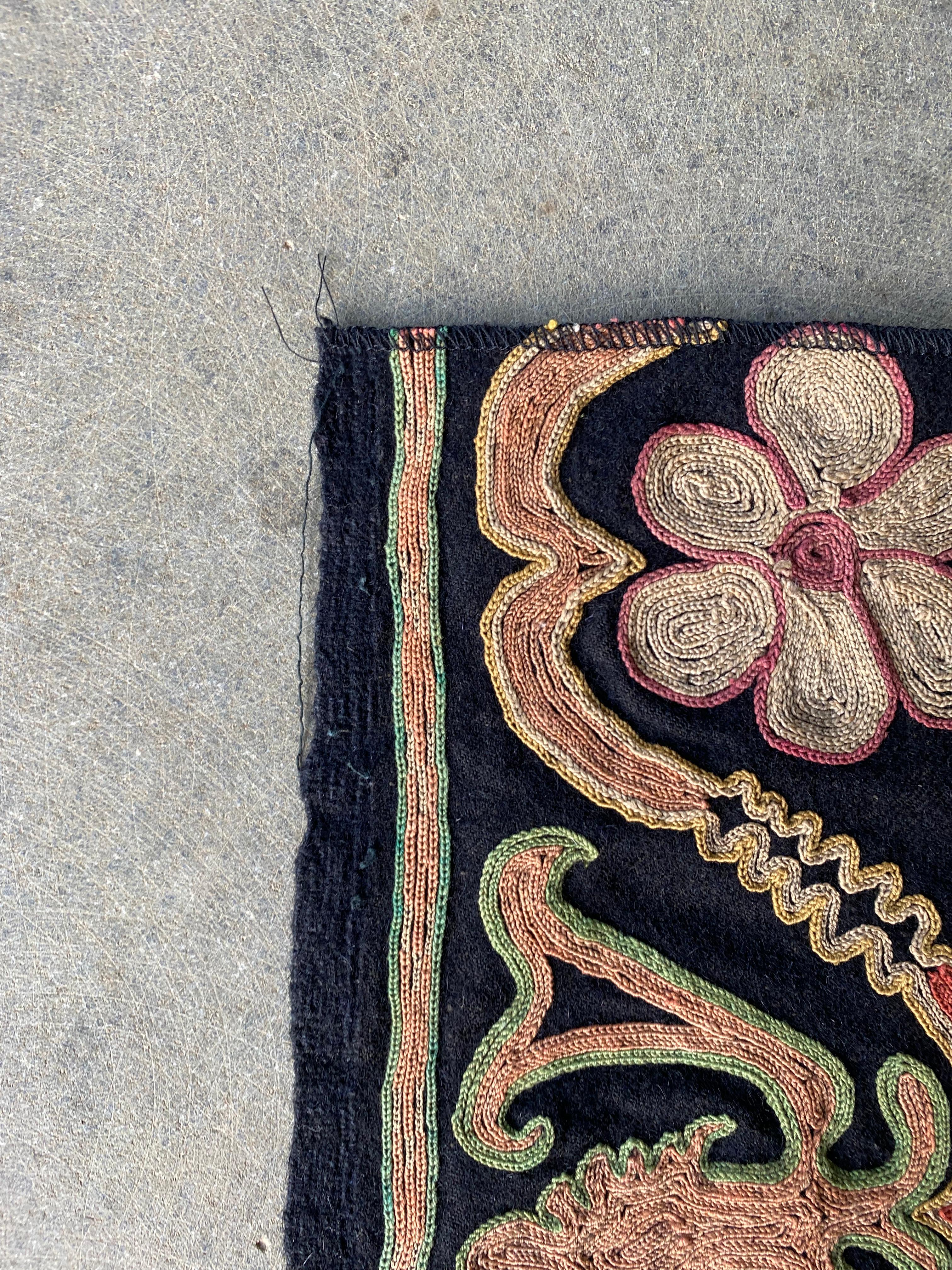 Central Asian Embroidered Textile, “Suzani”, Mid 20th Century For Sale 1