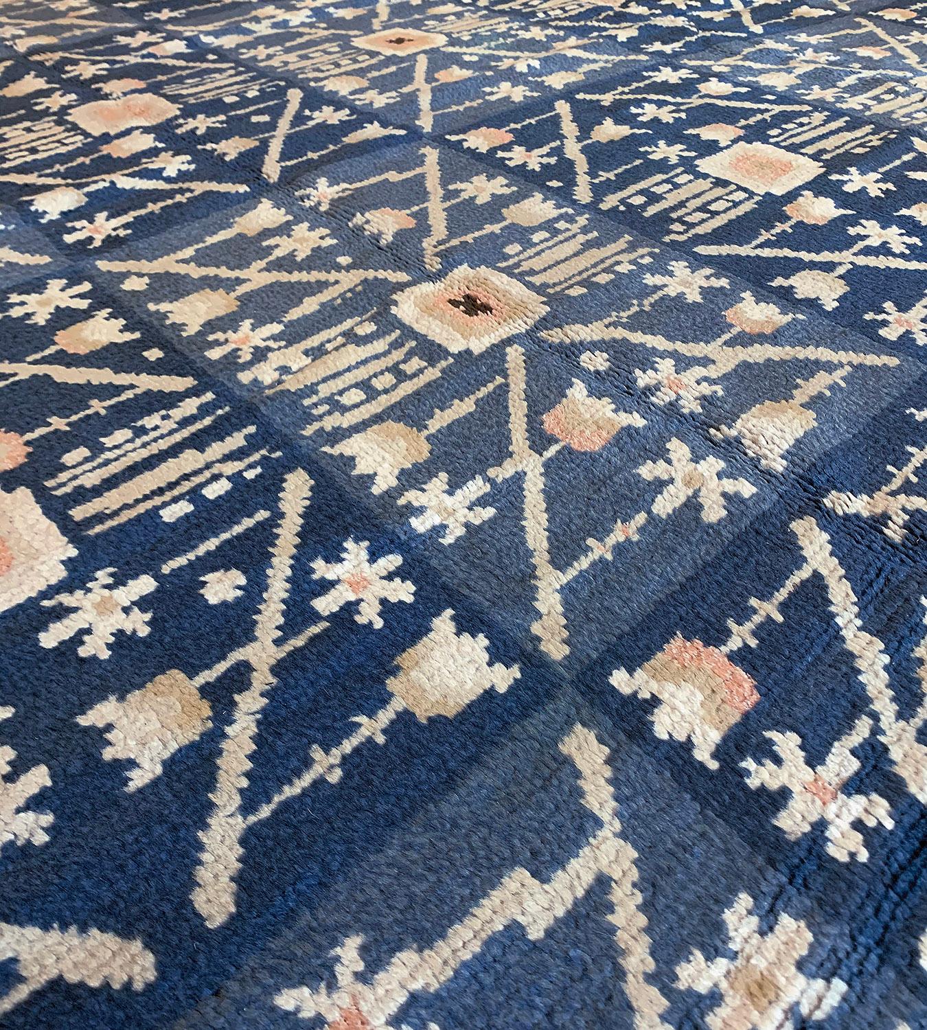 Schwedischer Deko-Teppich aus der Mitte des 20. Jahrhunderts im Zustand „Gut“ im Angebot in West Hollywood, CA