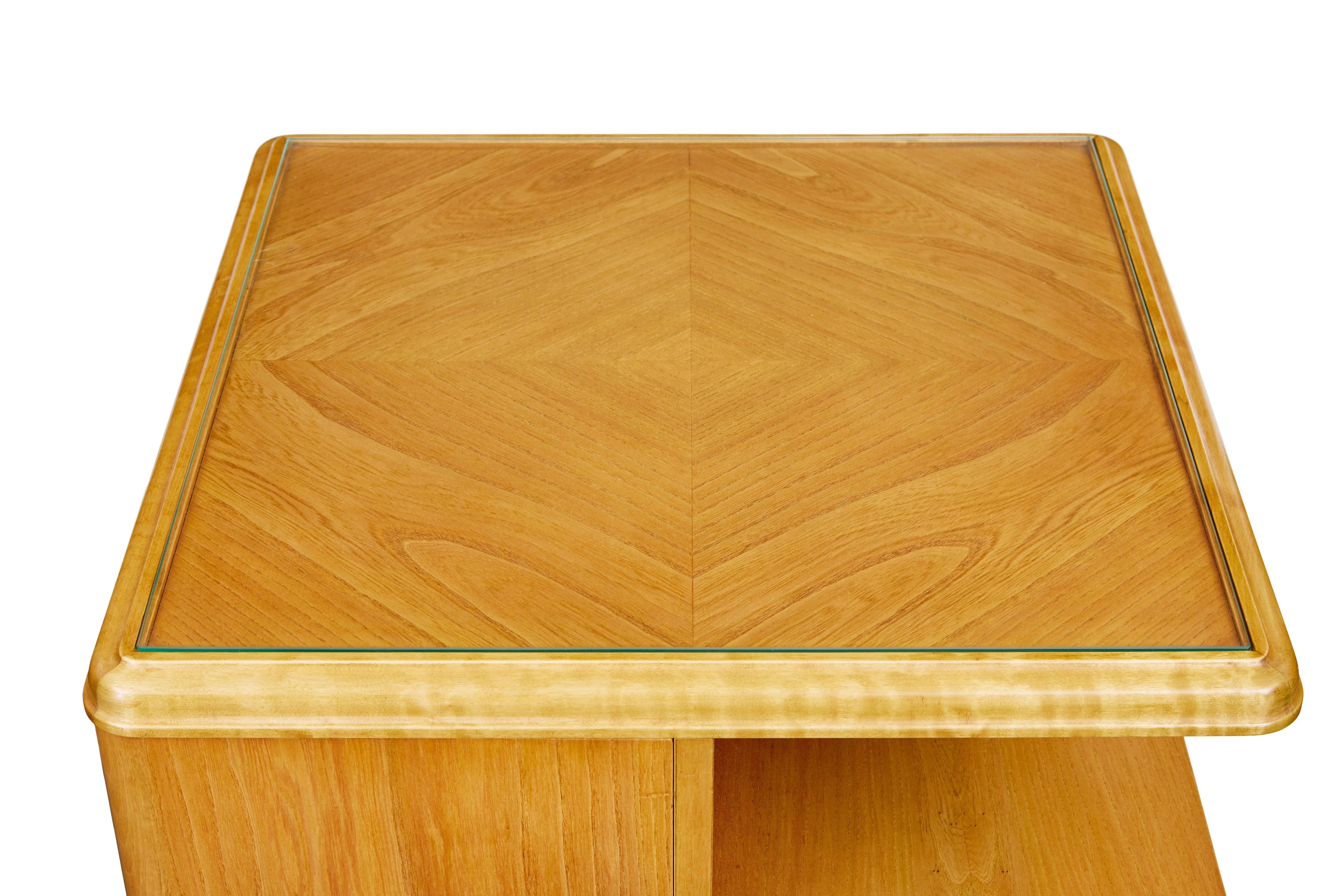 Mid 20th century Swedish elm coffee table For Sale 4