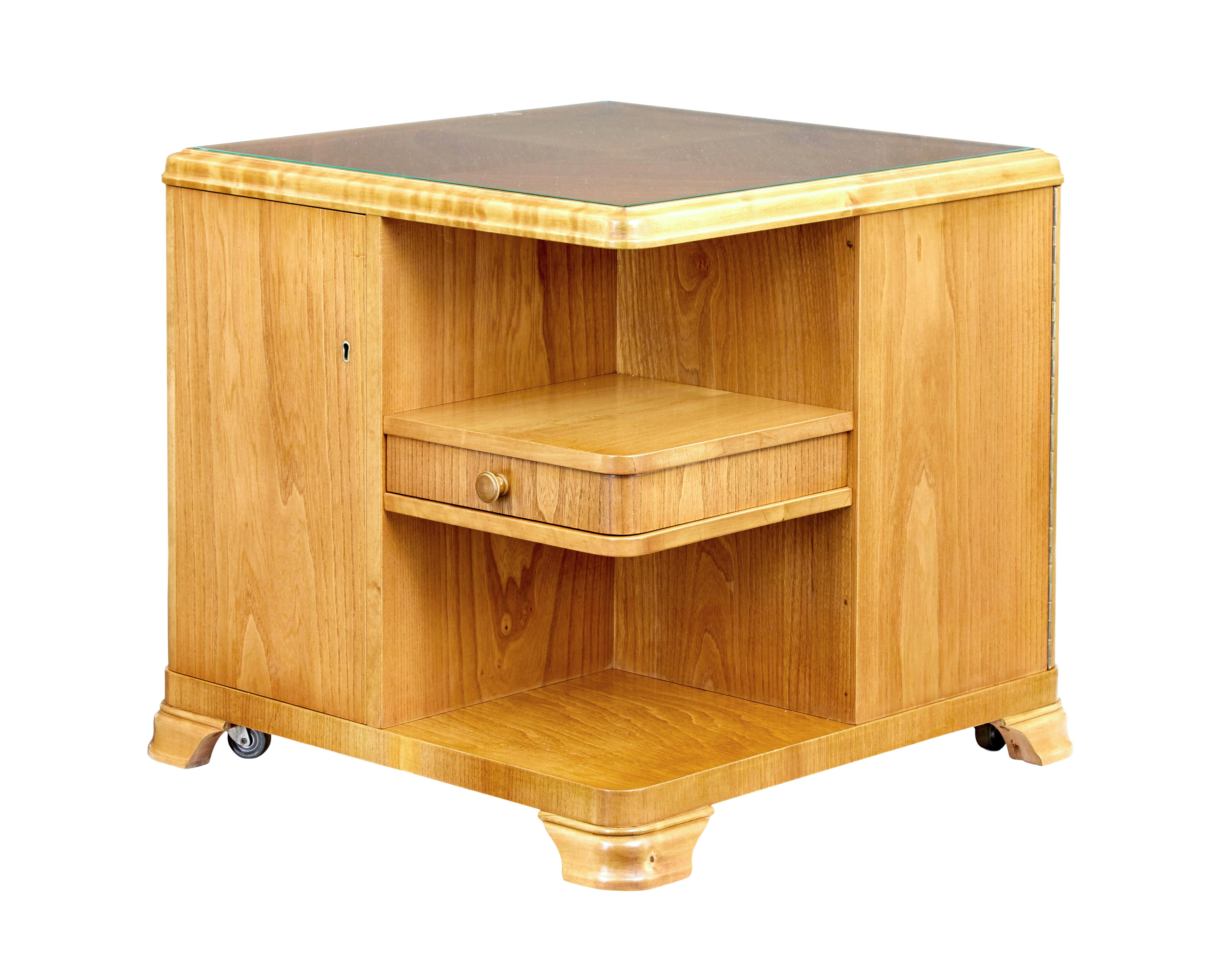 Mid 20th century Swedish elm coffee table For Sale 2