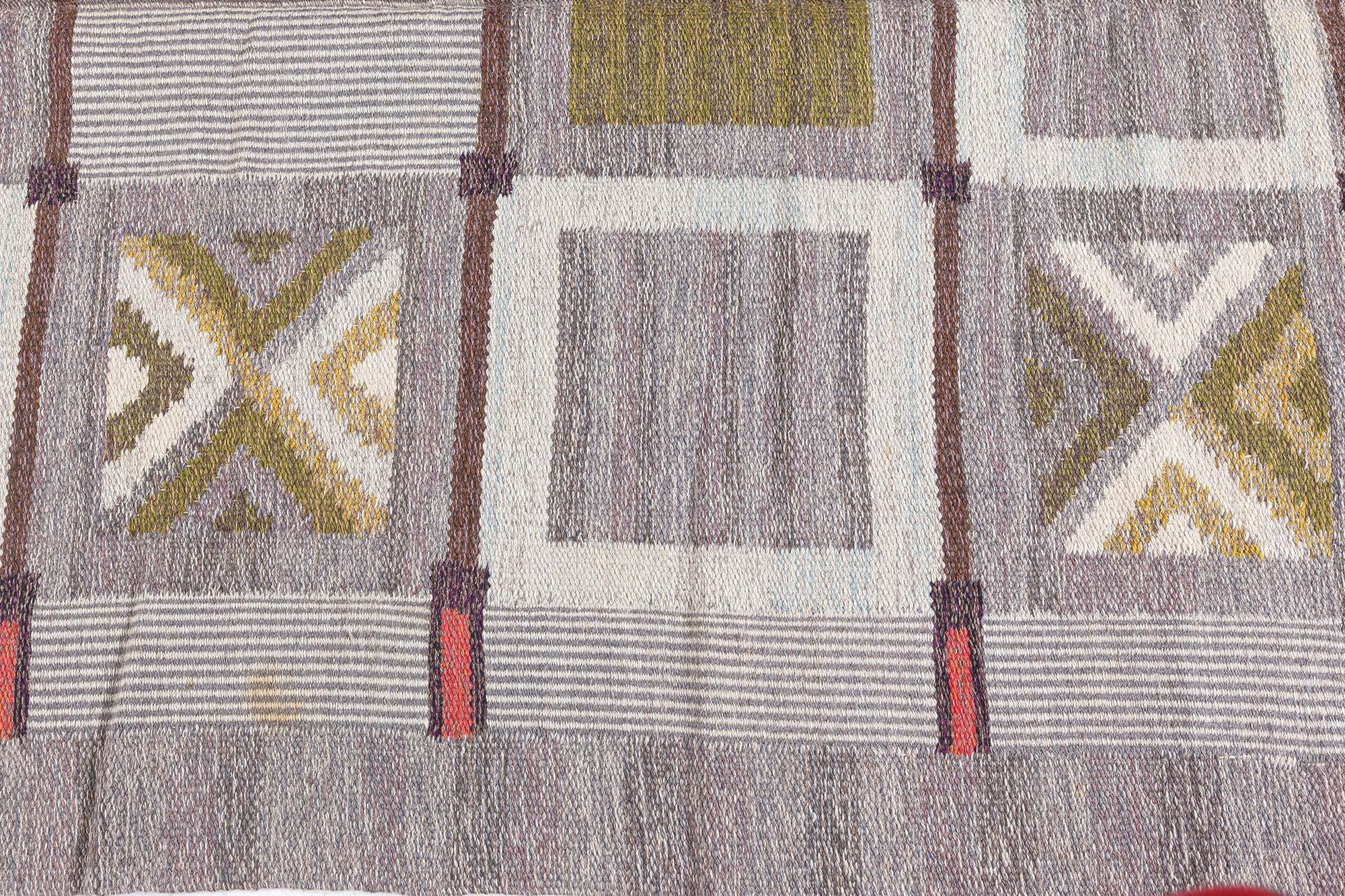Hand-Knotted Mid-20th century Swedish Geometric Flat-Weave Rug For Sale