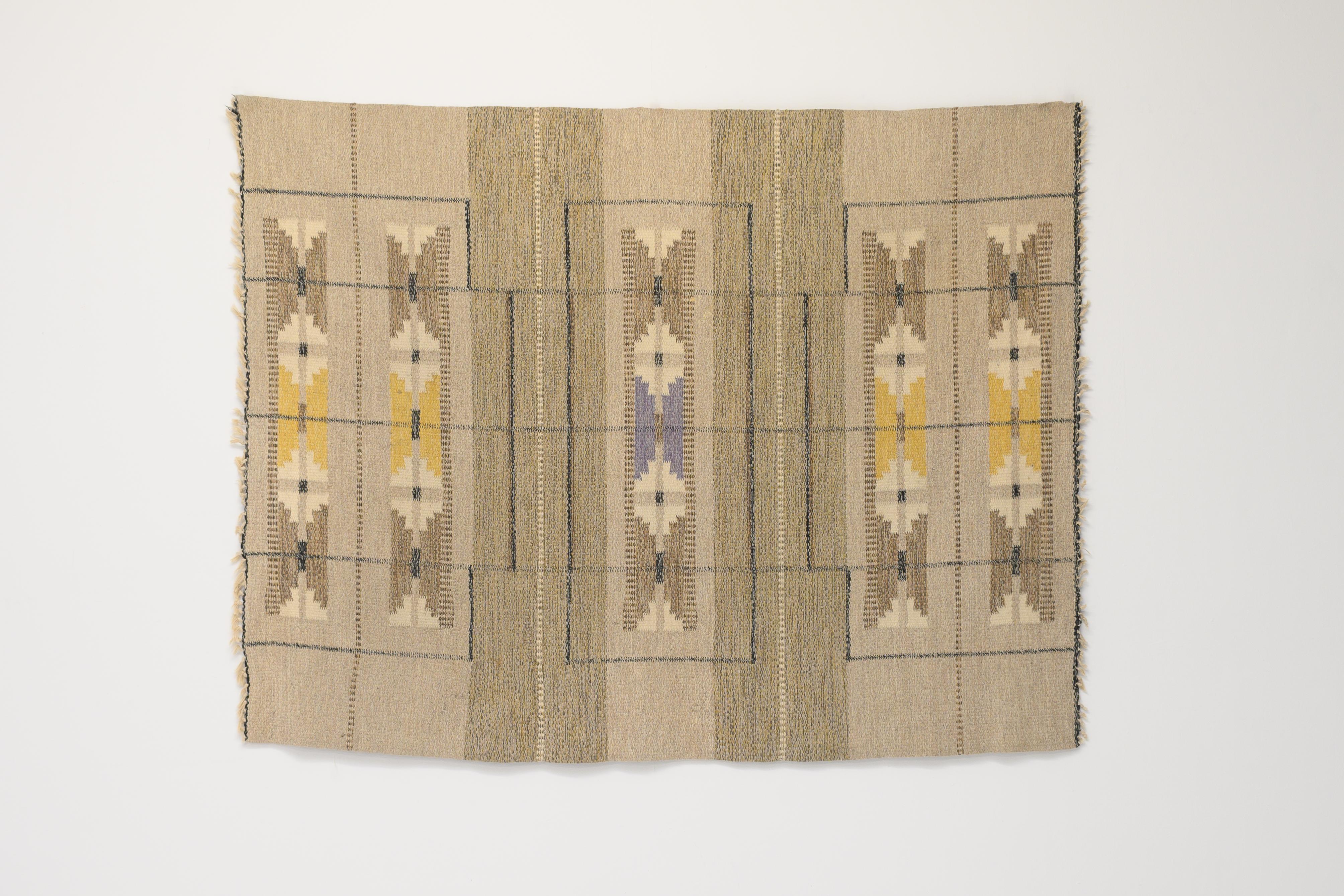 Scandinavian Modern Mid 20th Century Swedish Kilim For Sale