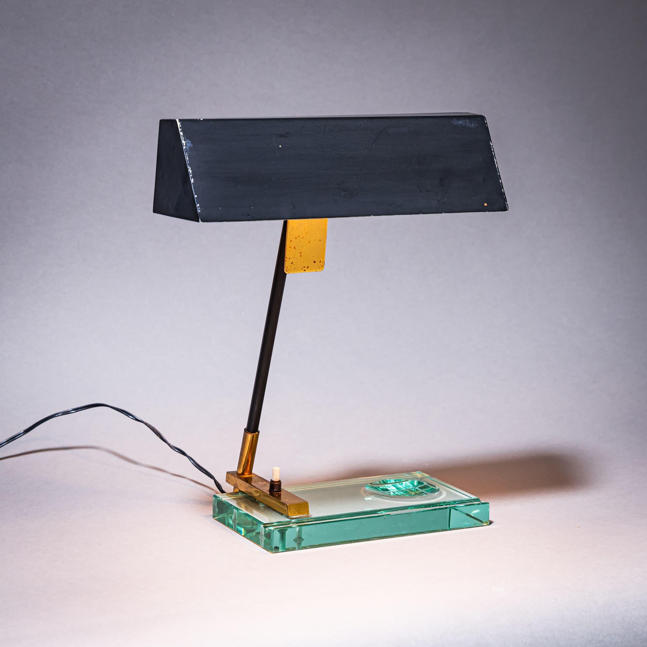 Lámpara de sobremesa de mediados del siglo XX, Fontana Arte, Italia en venta 3