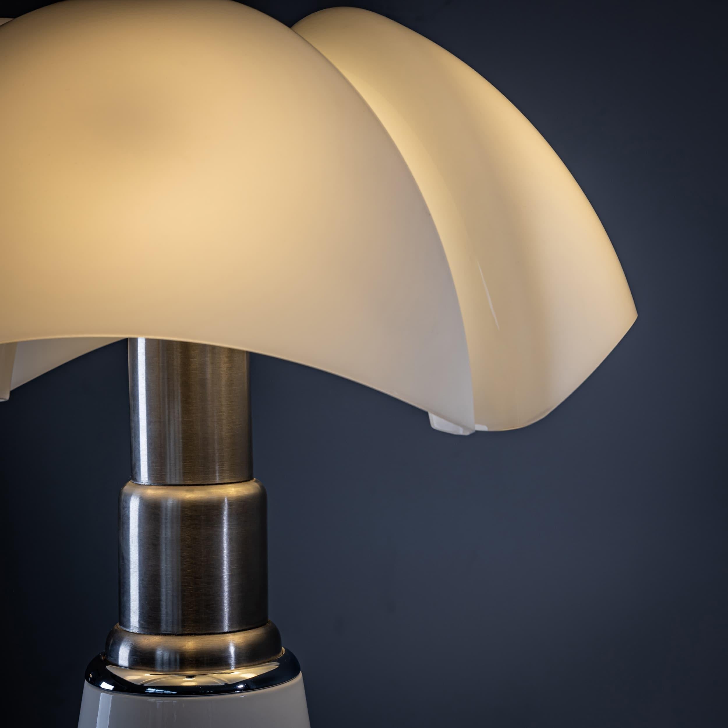 Italian Mid-20th Century Table Lamps by Gae Aulenti, Italy For Sale