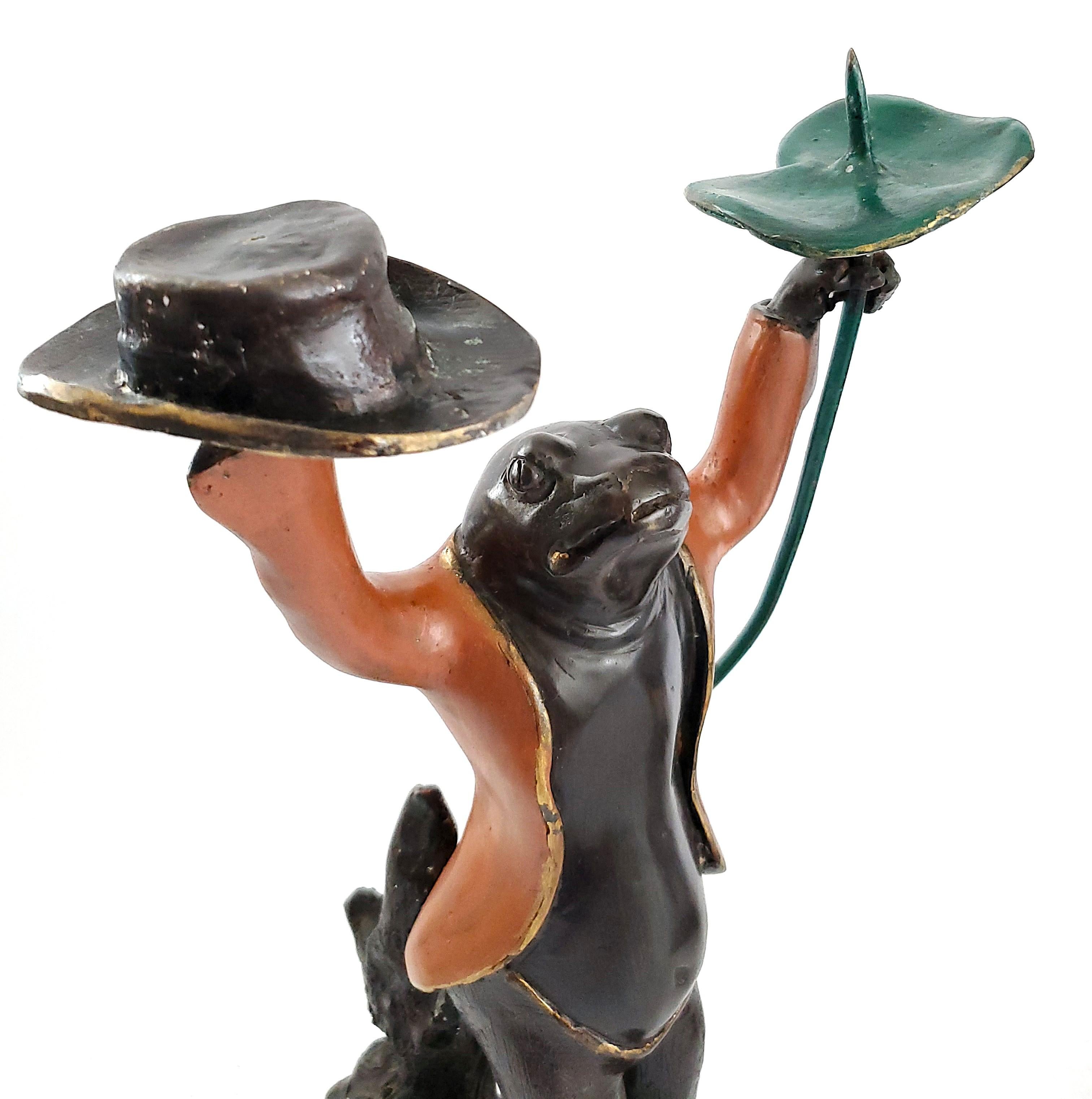 Mid 20th Century Tall Frog Candlesticks Painted Bronze Patina Book Match Pair In Good Condition For Sale In Miami, FL