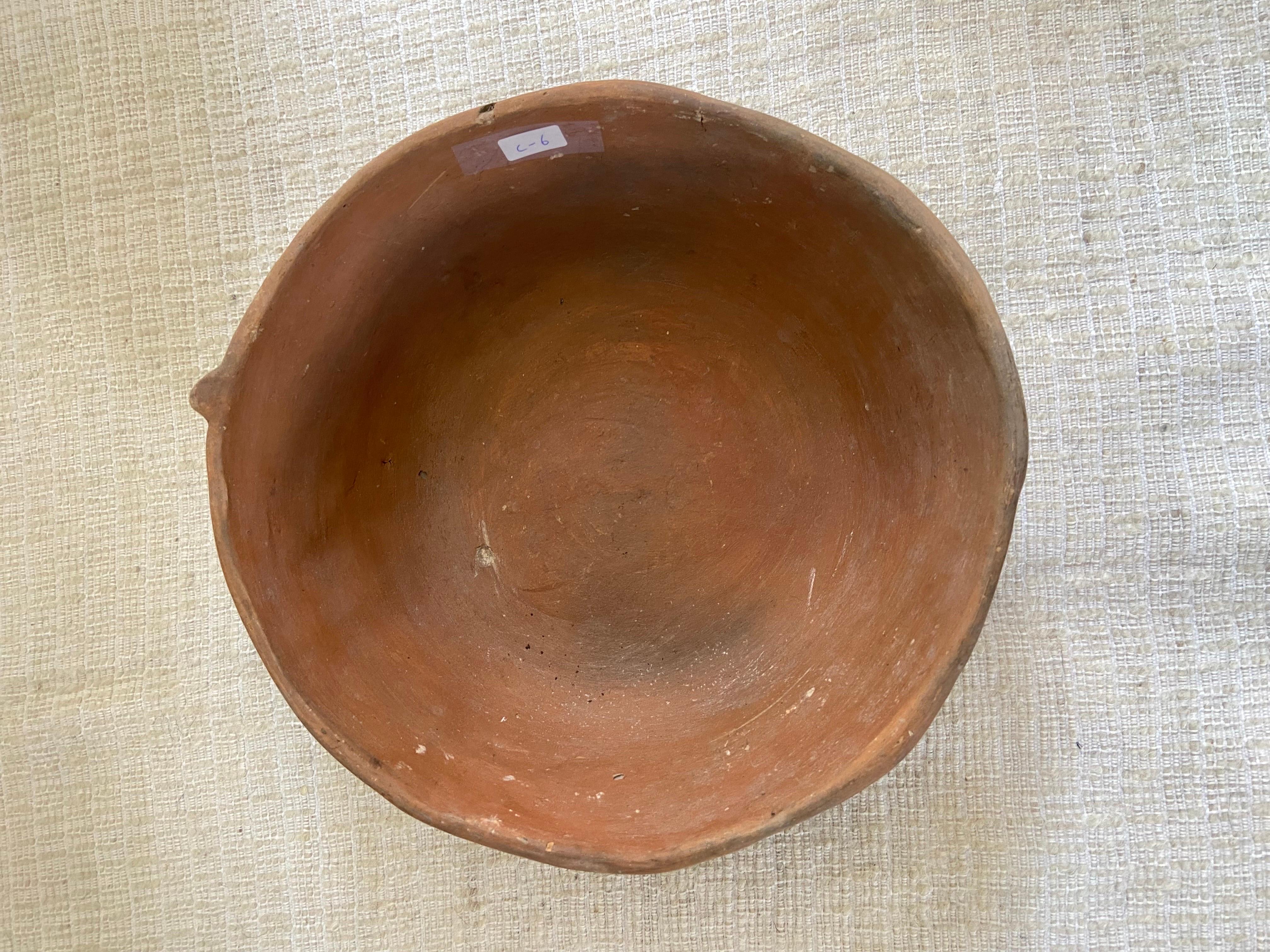 Mid-20th Century Terracotta Bowl from Mexico In Good Condition For Sale In San Miguel de Allende, Guanajuato