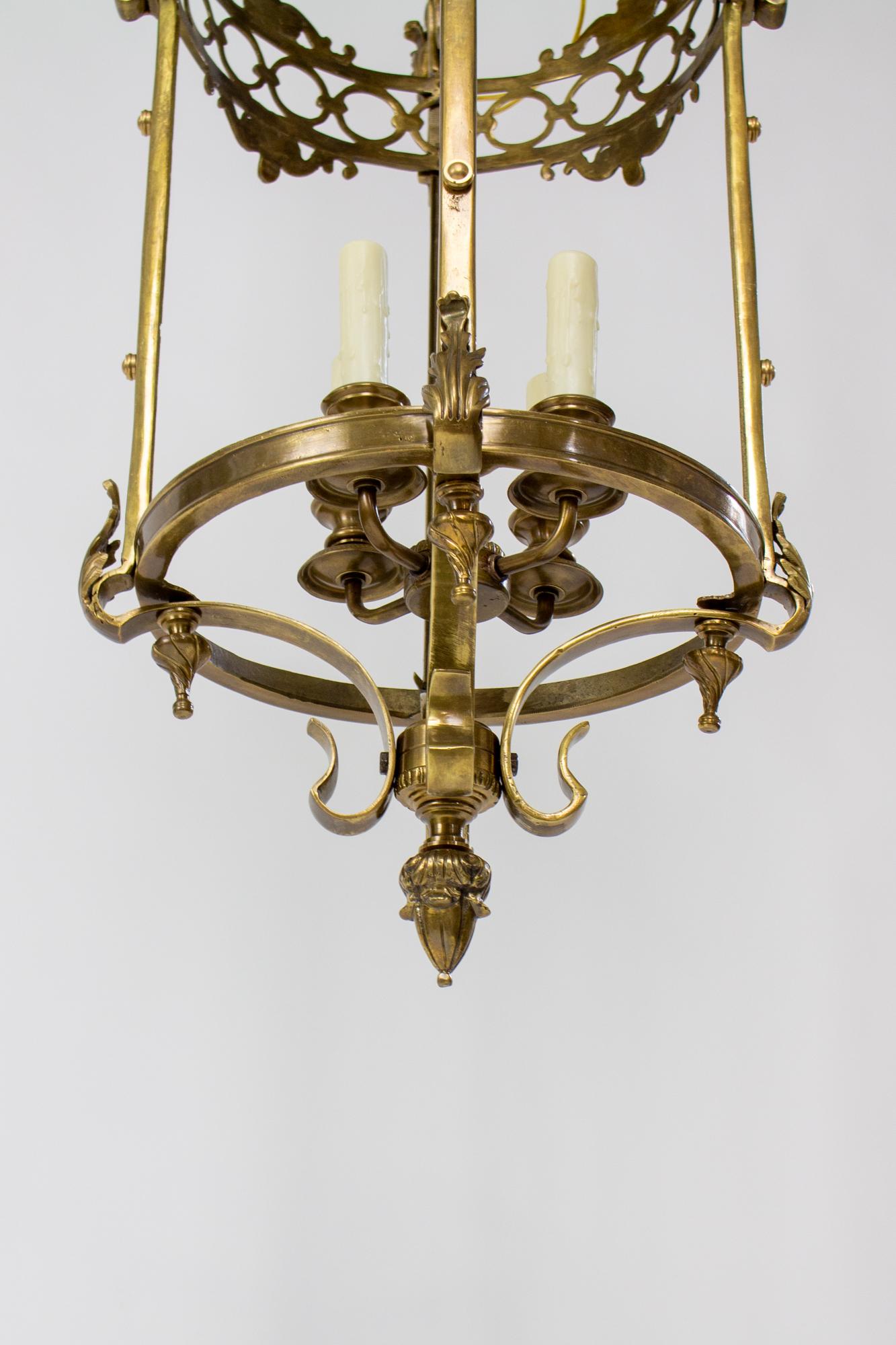 Mid-20th Century Traditional Cast Brass Lantern For Sale 3