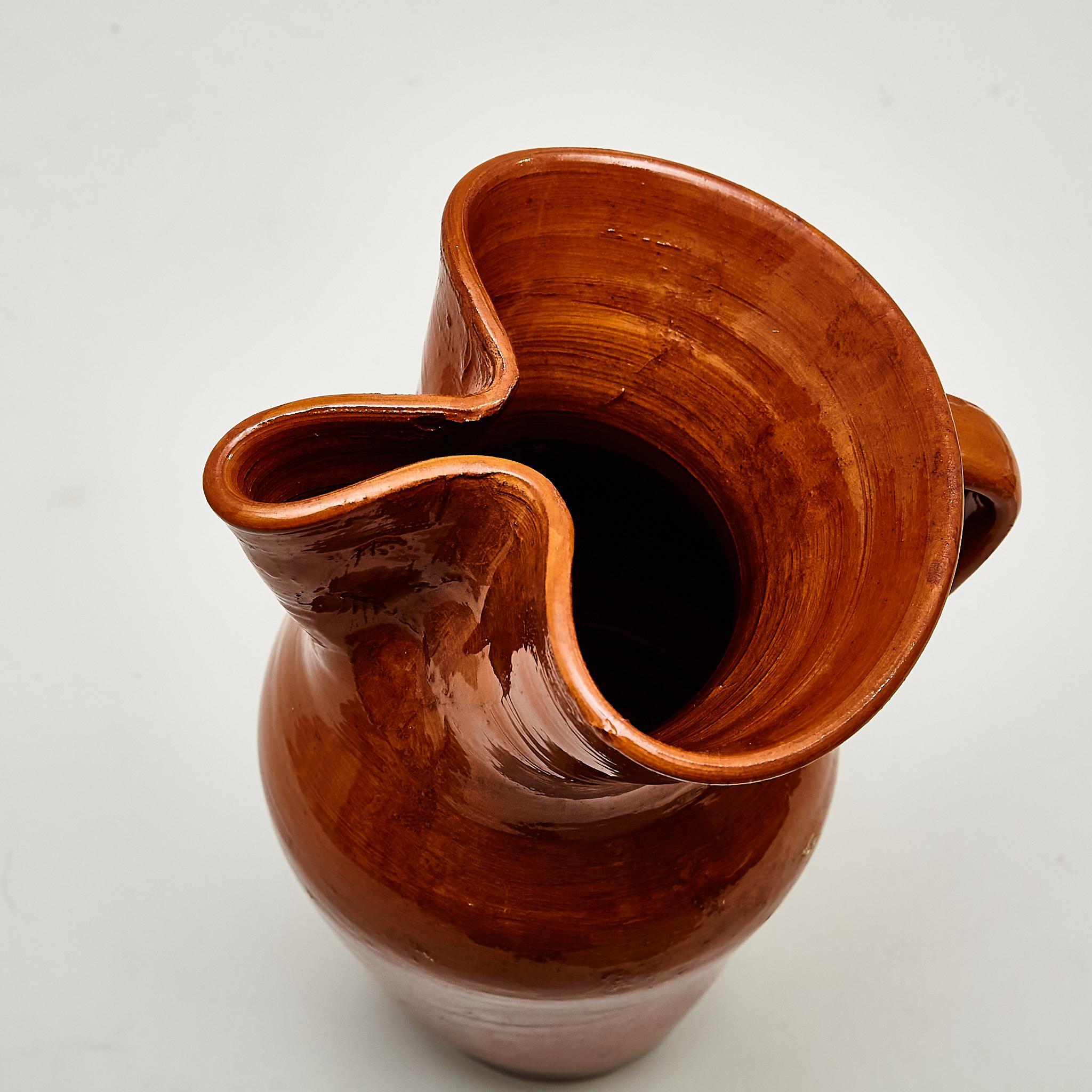 Mid 20th Century Traditional Spanish Ceramic Vase For Sale 5