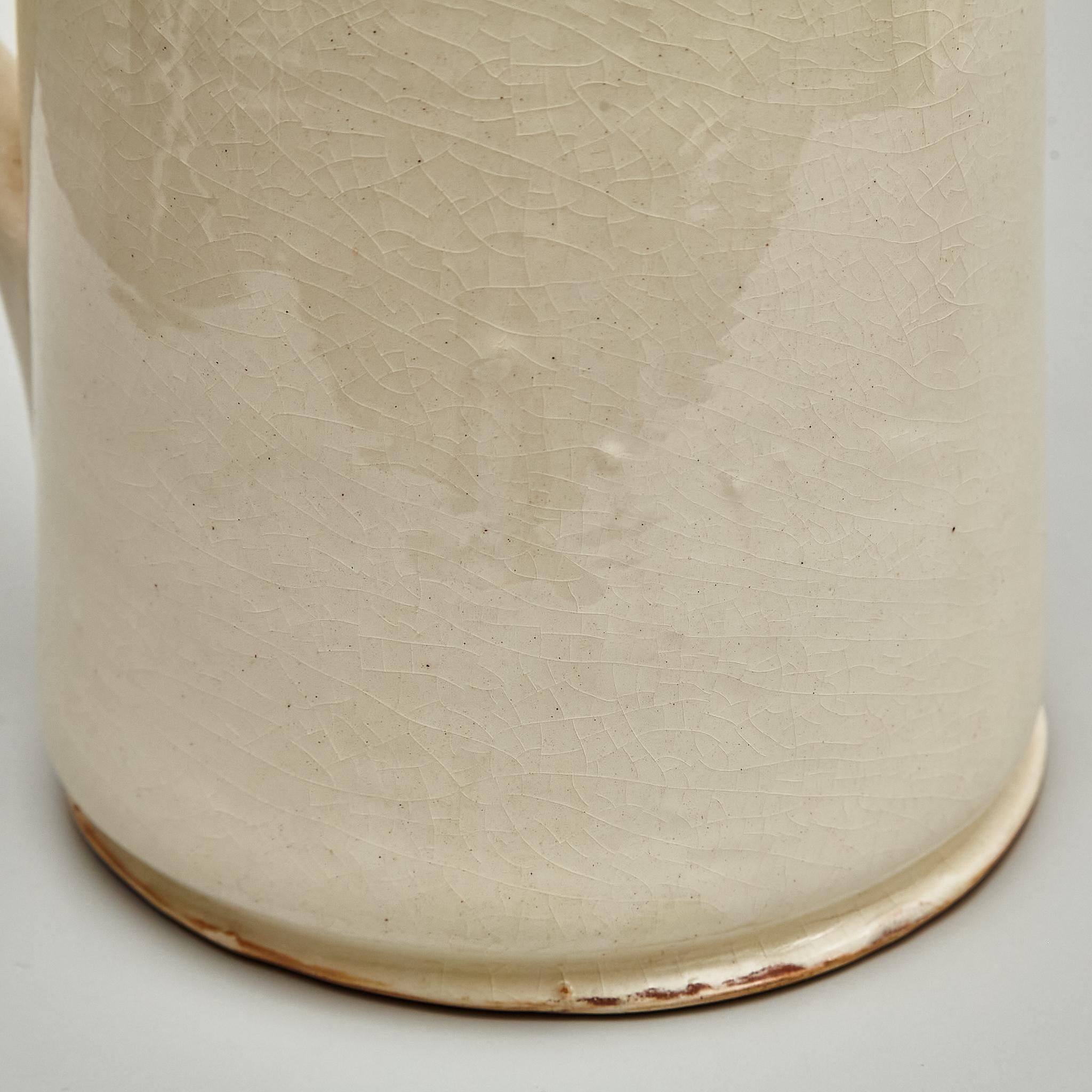 Mid 20th Century Traditional Spanish White Ceramic Vase For Sale 2