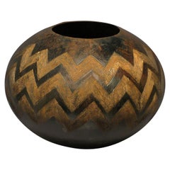 Mid-20th Century African Tribal Terracotta Ceramic Pot 