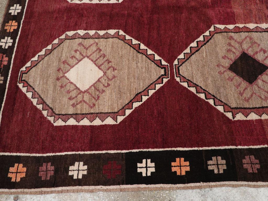Mid-20th Century Turkish Anatolian Accent Carpet In Excellent Condition For Sale In New York, NY