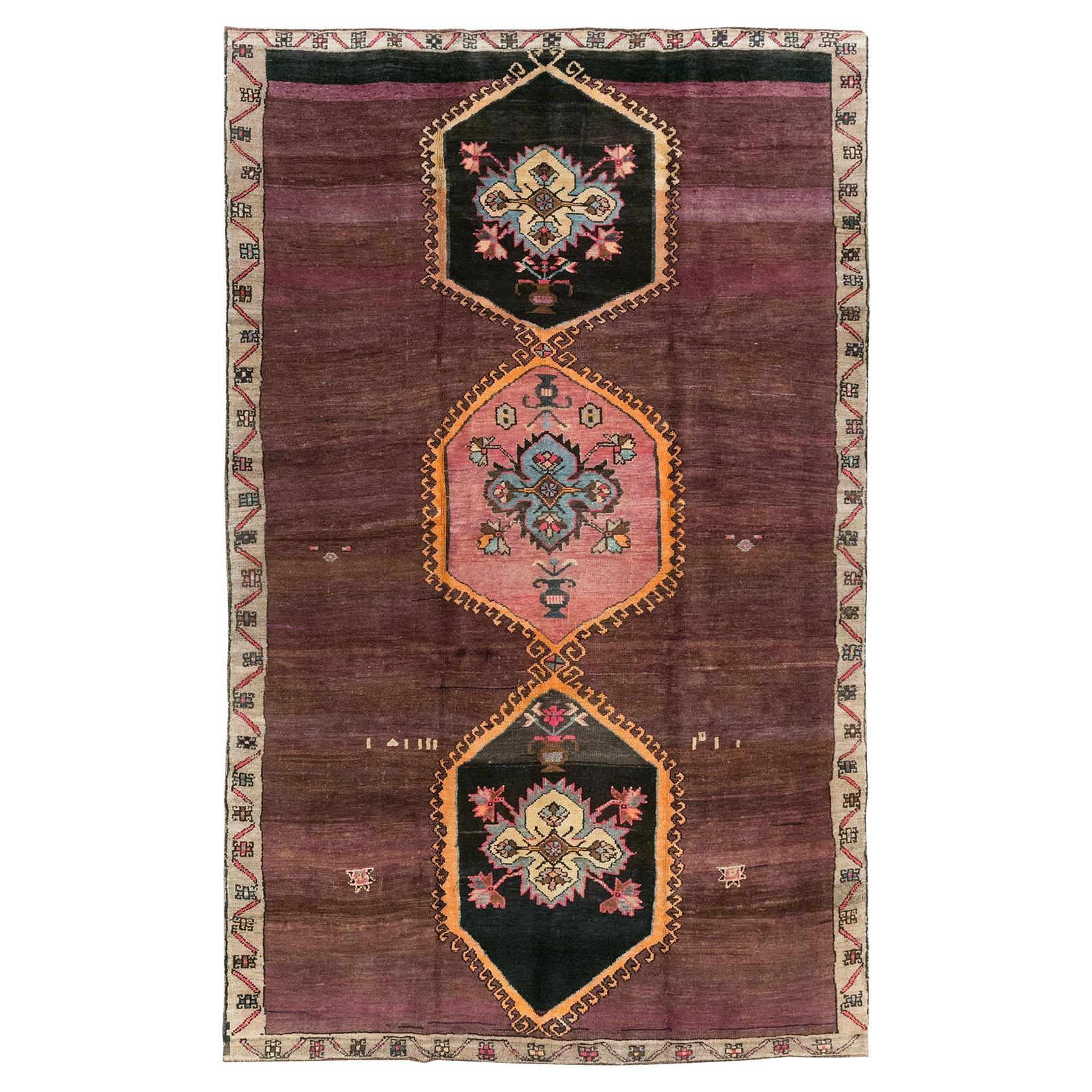 Mid-20th Century Turkish Anatolian Accent Carpet For Sale