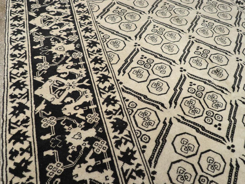 Hand-Knotted Mid-20th Century Turkish Anatolian Accent Rug For Sale
