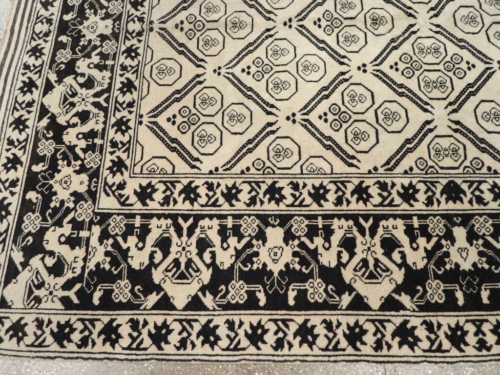 Wool Mid-20th Century Turkish Anatolian Accent Rug For Sale