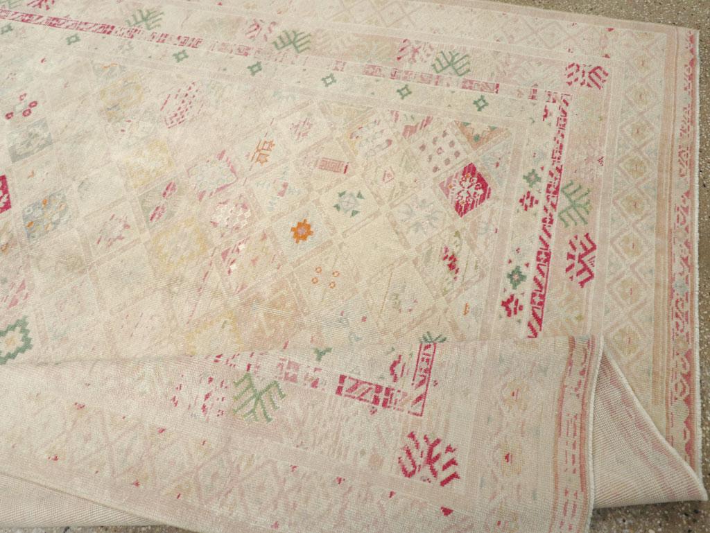 Mid-20th Century Turkish Anatolian Accent Rug For Sale 2