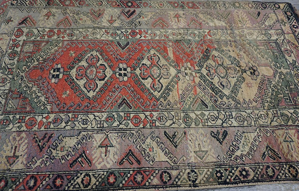 Türkischer anatolischer Teppich aus der Mitte des 20. im Zustand „Gut“ im Angebot in New York, NY