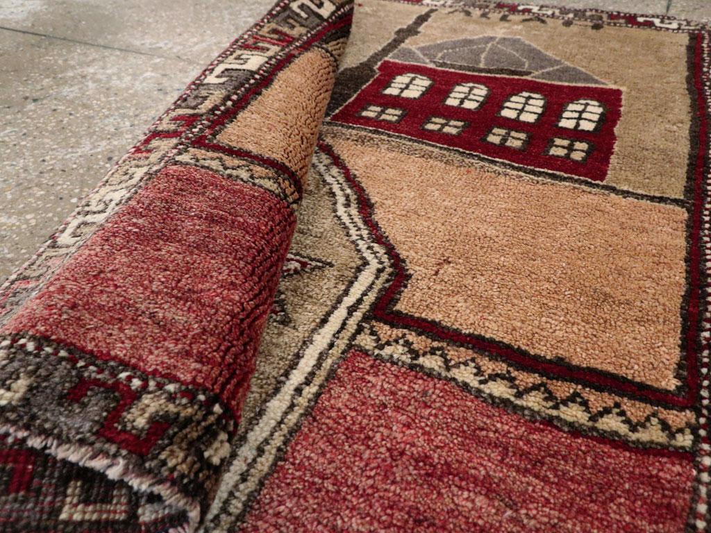 Annodato a mano Tappeto pittorico turco anatolico della metà del XX secolo in vendita