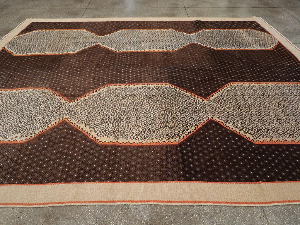 Hand-Knotted Mid-20th Century Turkish Anatolian Room Size Carpet For Sale