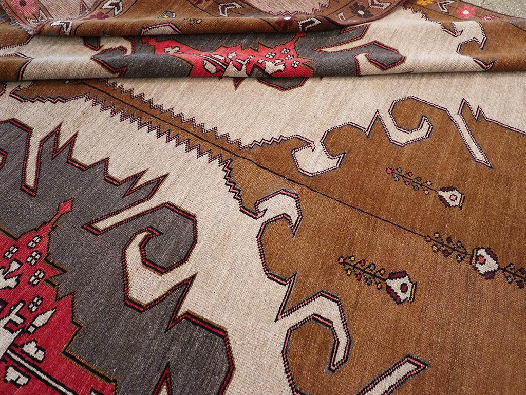 Mid-20th Century Turkish Anatolian Room Size Carpet For Sale 2