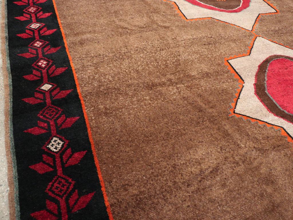 Tribal Tapis tribal turc anatolien du milieu du 20e siècle en vente