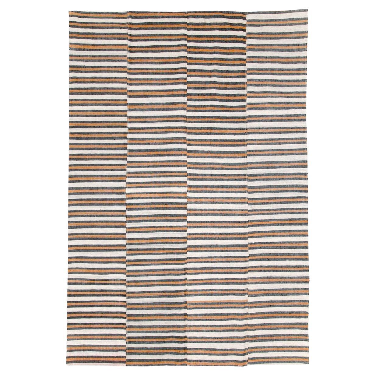 Mid-20th Century Turkish Flatweave Kilim Accent Carpet