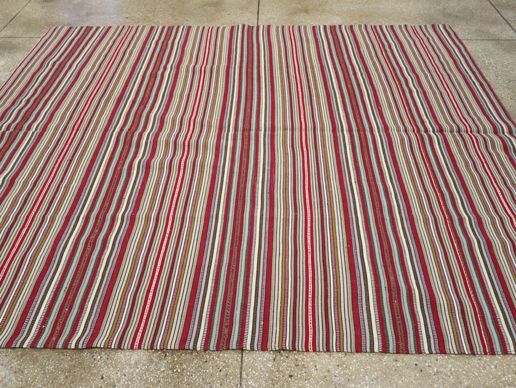Wool Mid-20th Century Turkish Flatweave Kilim Accent Rug For Sale