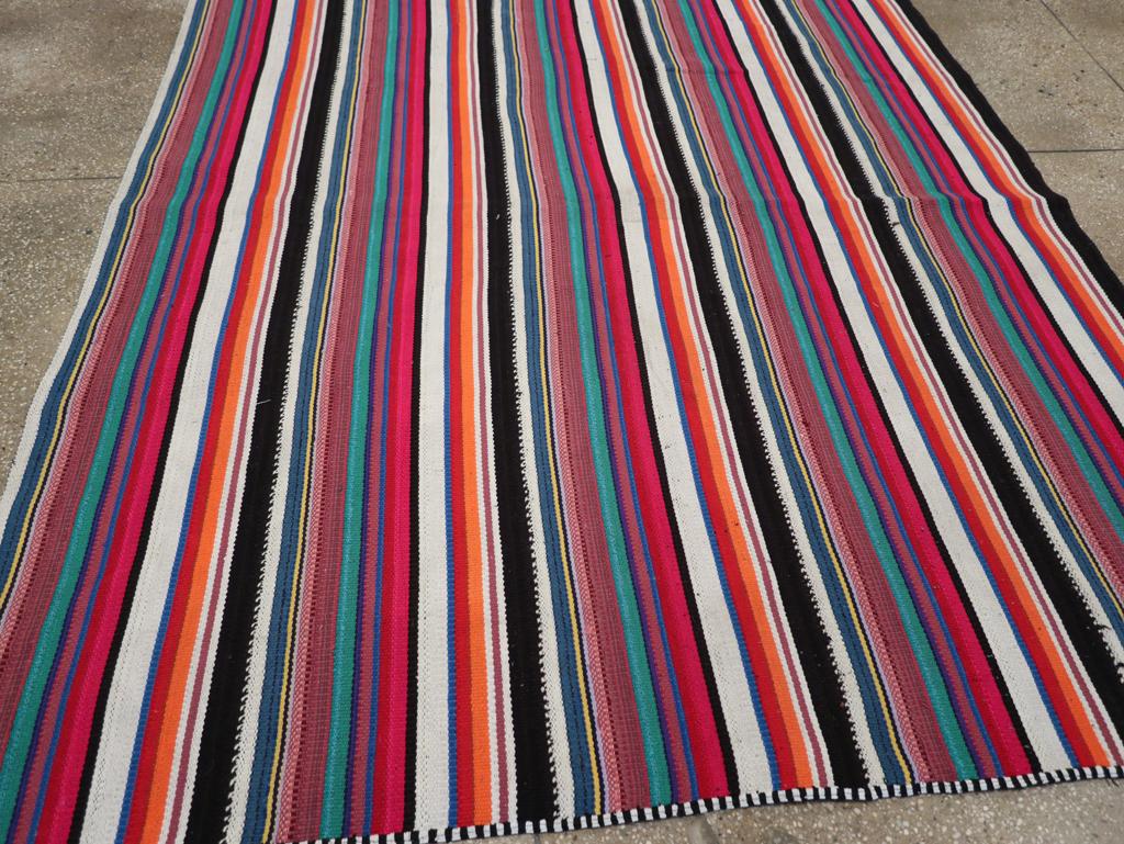 Mid-20th Century Turkish Flatweave Kilim Accent Rug For Sale 1