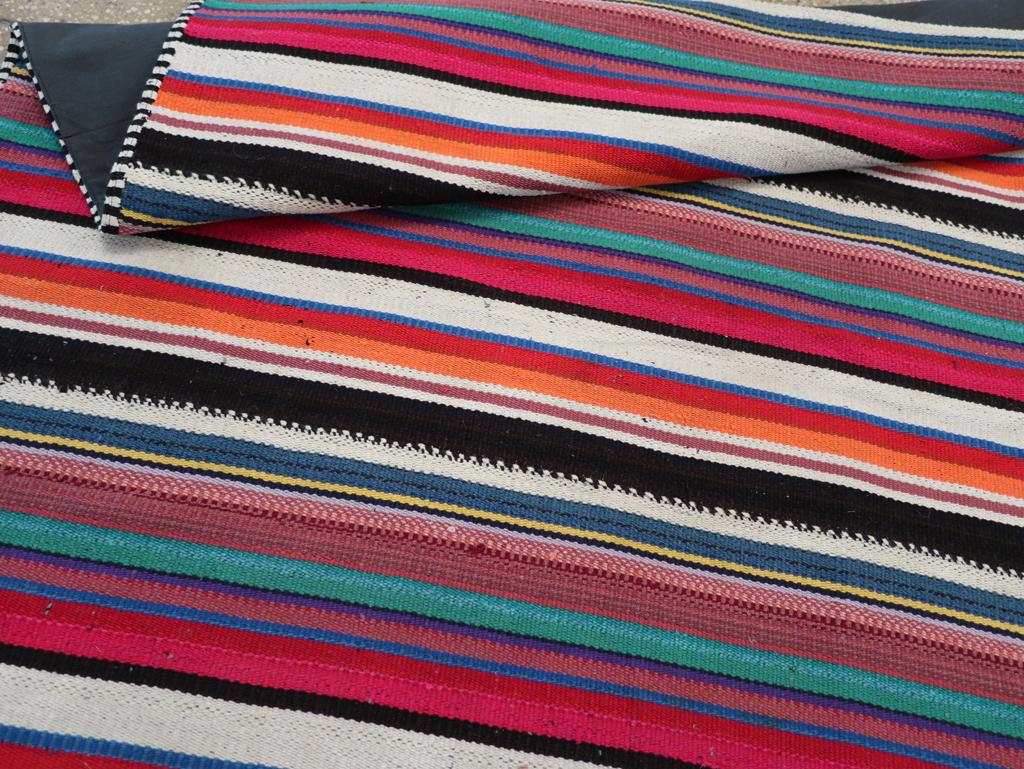 Mid-20th Century Turkish Flatweave Kilim Accent Rug For Sale 3