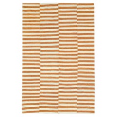 Tapis Kilim turc à tissage plat du milieu du 20e siècle