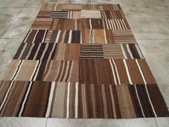 Mid-20th Century Turkish Flatweave Kilim Room Size Carpet