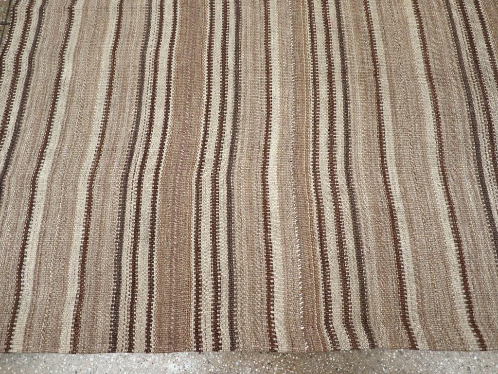 Wool Mid-20th Century Turkish Flatweave Kilim Room Size Carpet For Sale