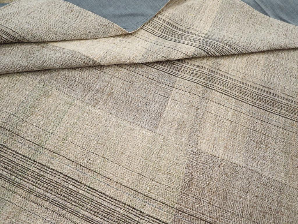 Mitte des 20. Jahrhunderts Türkischer Flachgewebe-Kilim Teppich in Raumgröße im Angebot 2