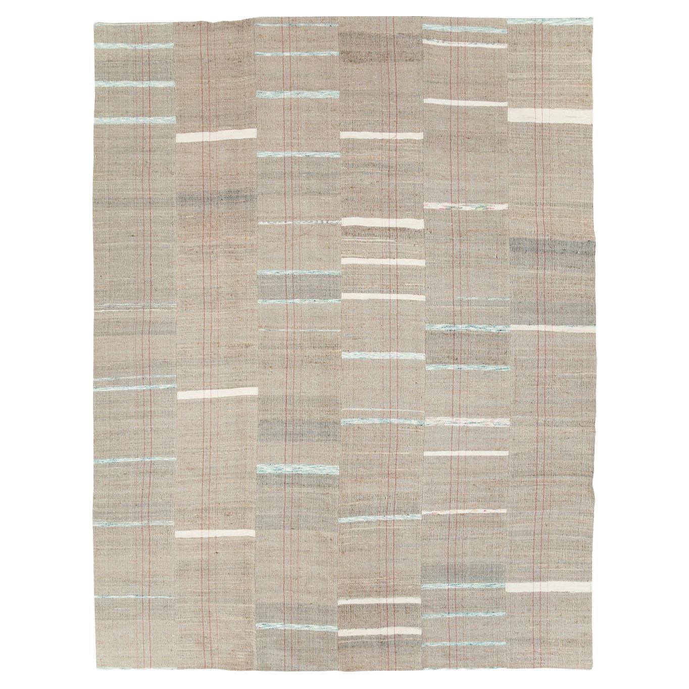 Mitte des 20. Jahrhunderts Türkischer Flachgewebe-Kilim Teppich in Raumgröße
