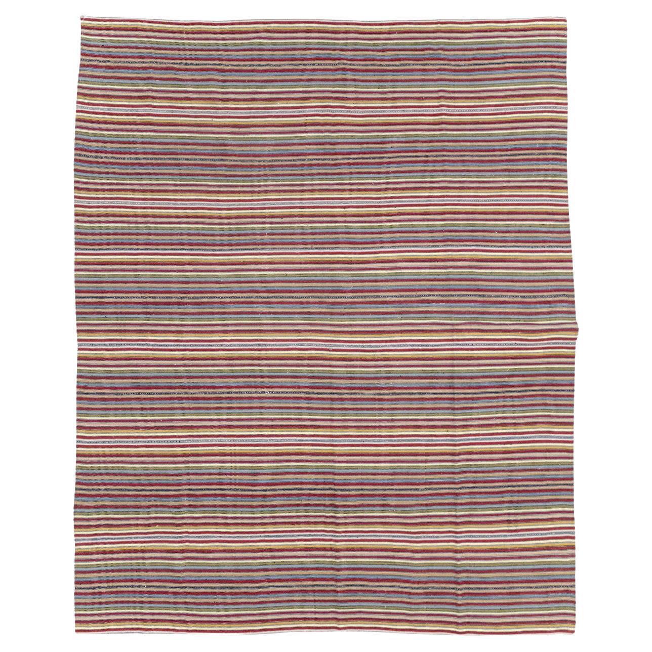 Mid-20th Century Turkish Flatweave Kilim Room Size Carpet For Sale