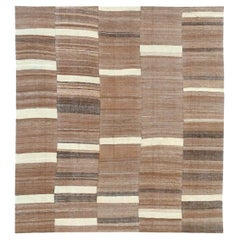 Mid-20th Century Turkish Flatweave Kilim Room Size Carpet