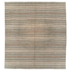 Mid-20th Century Turkish Flatweave Kilim Room Size Carpet
