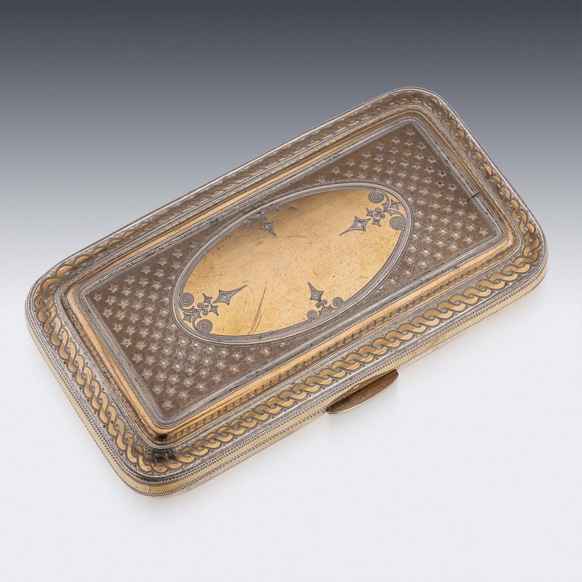 Altro Astuccio per occhiali in argento massiccio dorato turco della metà del XX secolo c.1940 in vendita