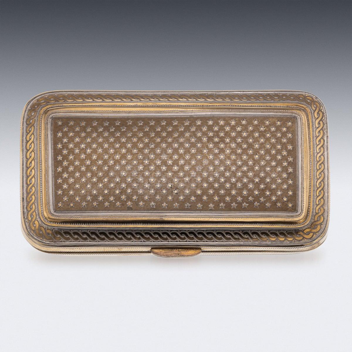 Astuccio per occhiali in argento massiccio dorato turco della metà del XX secolo c.1940 In condizioni buone in vendita a Royal Tunbridge Wells, Kent