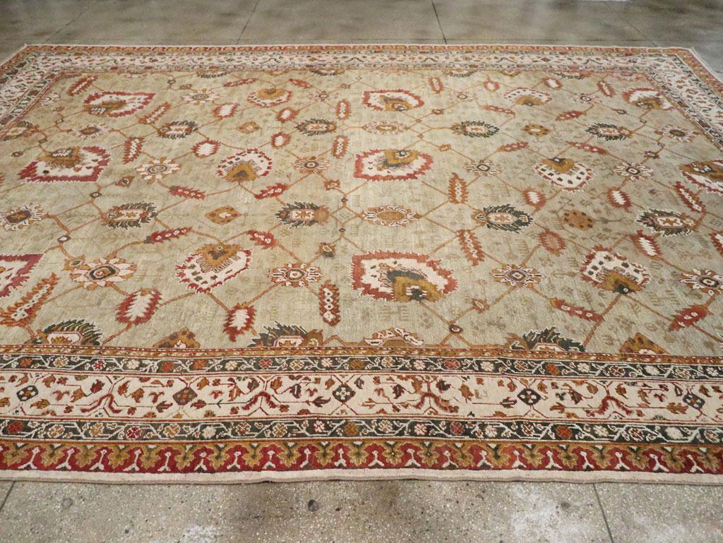 Mid-20th Century Turkish Oushak Large Carpet In Excellent Condition For Sale In New York, NY