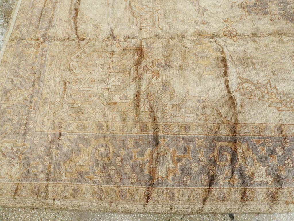 Mid-20th Century Turkish Oushak Room Size Carpet For Sale 1