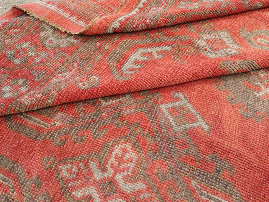 Mid-20th Century Turkish Oushak Room Size Carpet For Sale 2