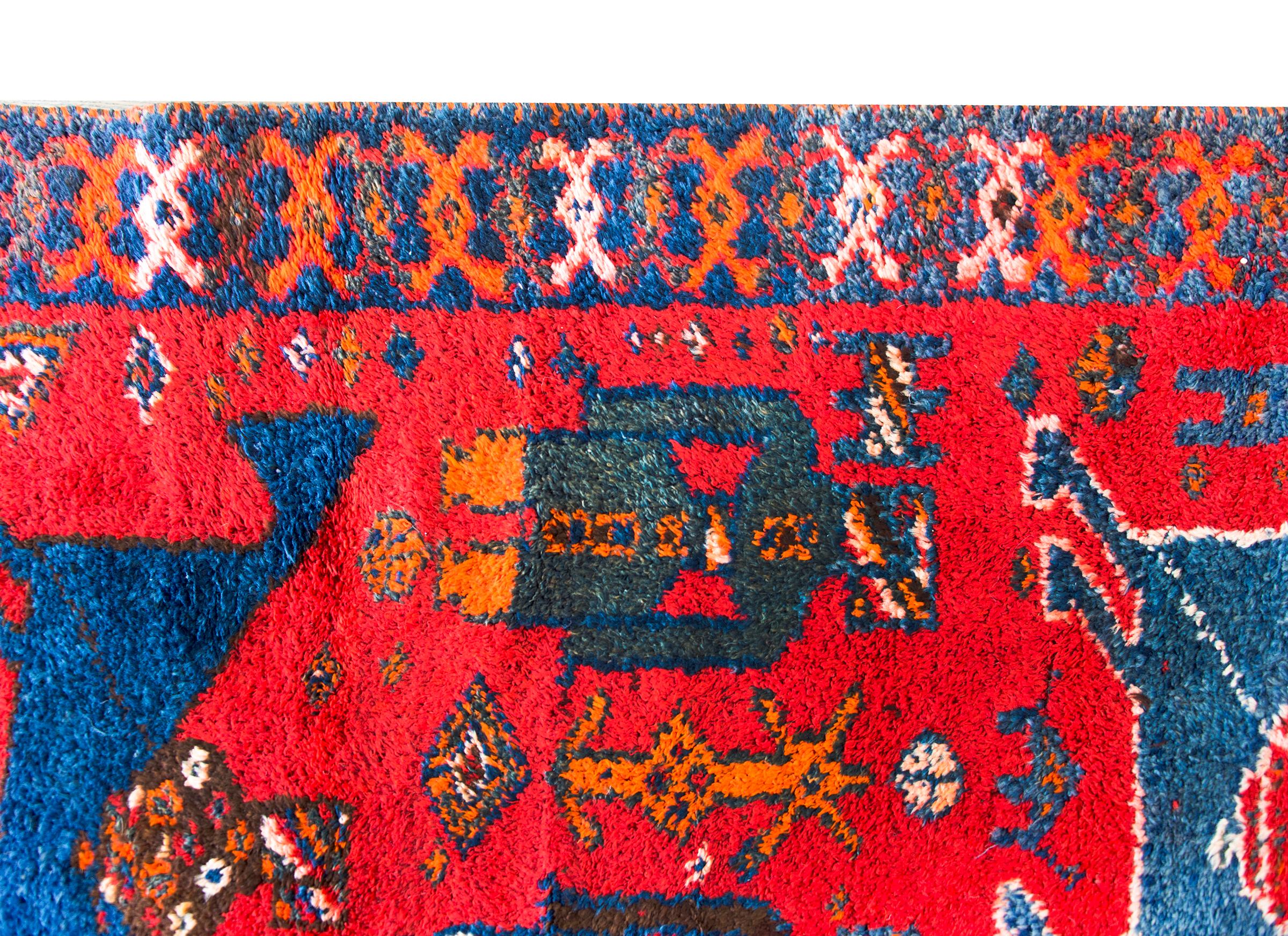 Mid-20th Century Turkish Oushak Rug For Sale 4