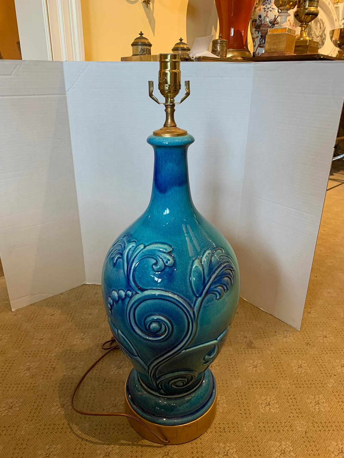 Mid-20th Century Turquoise Pottery Lamp with Floral Motif For Sale 2