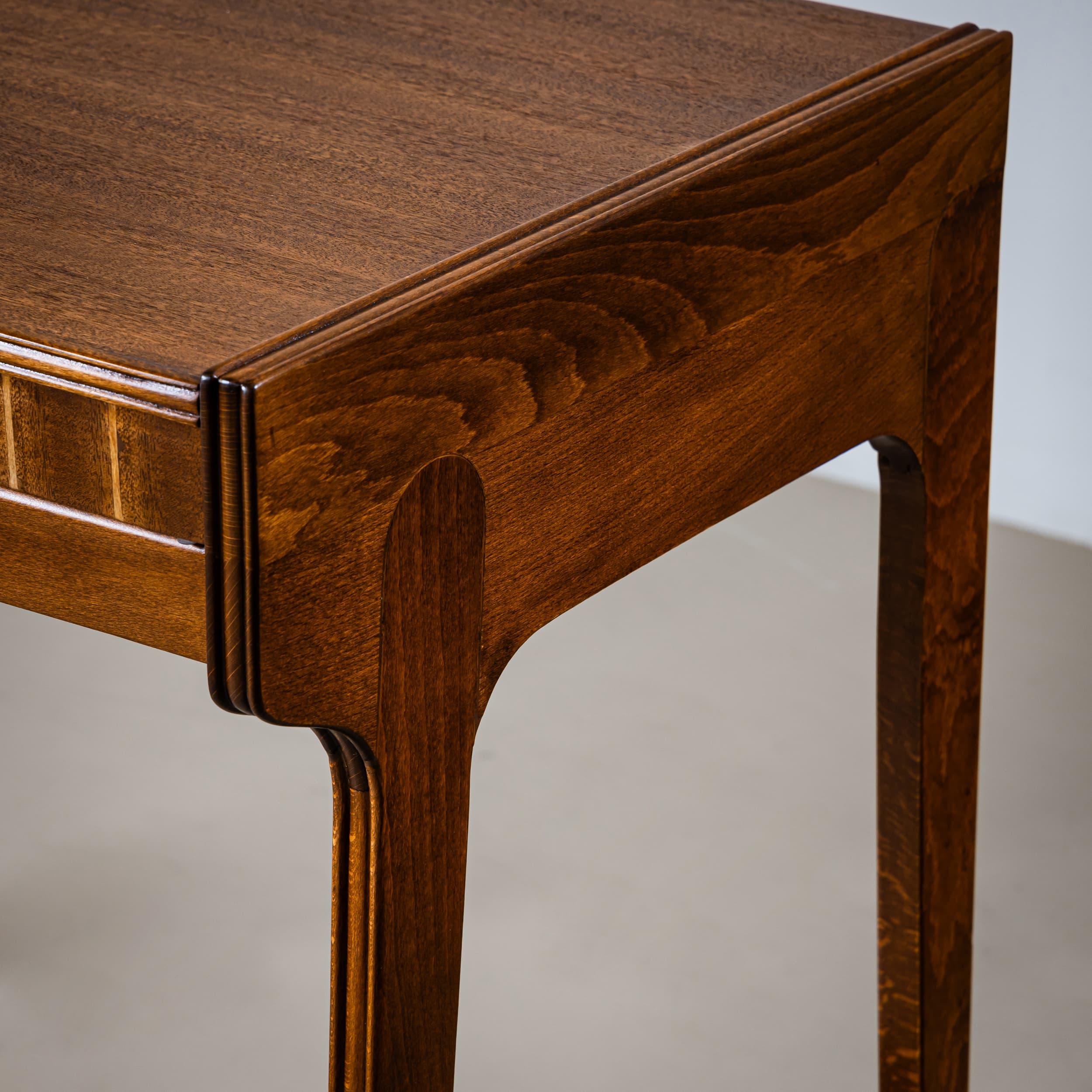 Mid-20th Century Vanity Table, attributed to Gio Ponti, Italy For Sale 3