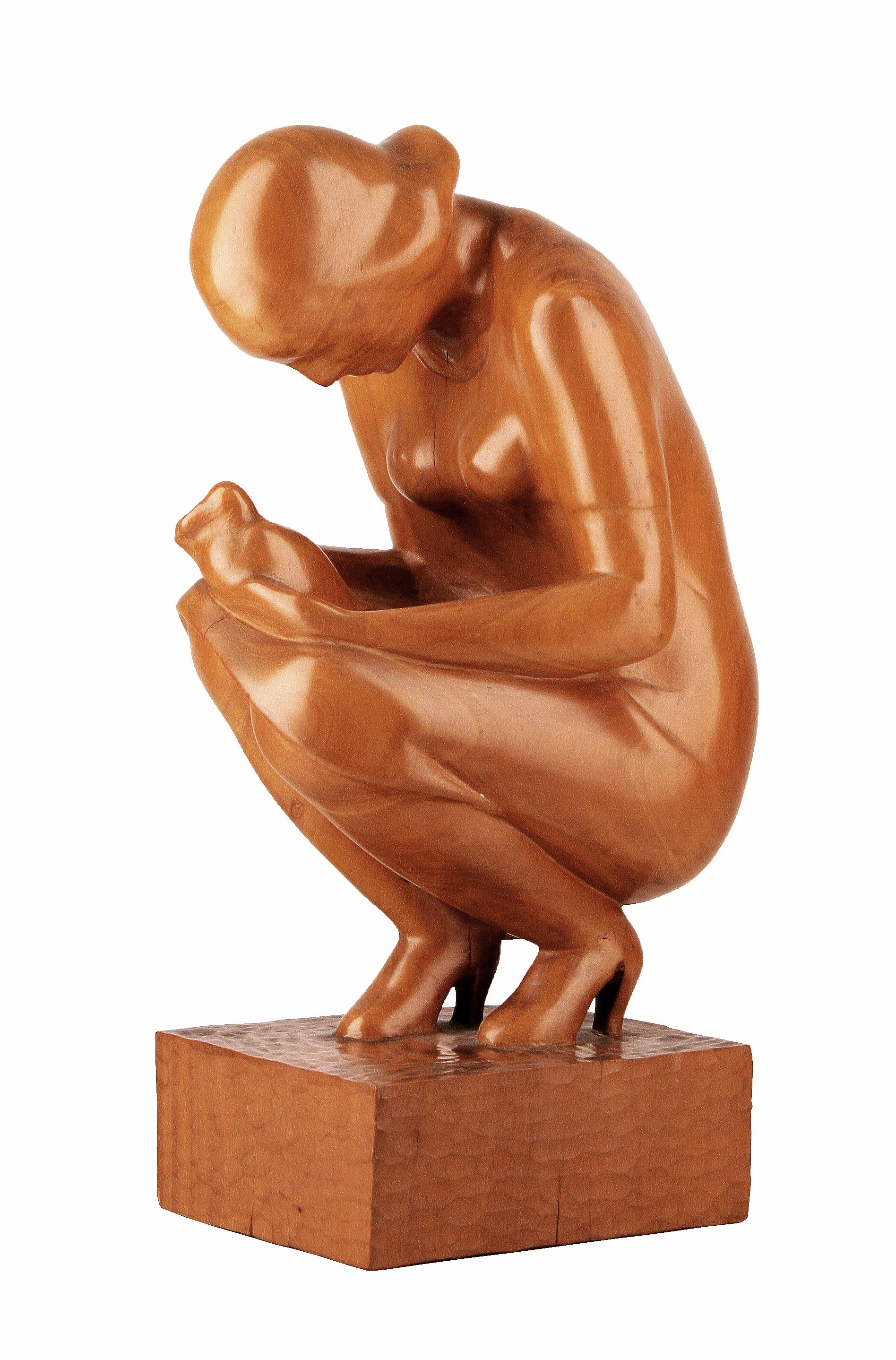 Mid-Century Modern Mid-20th Century Varnished Wood Sculpture of Crouched Lady by Godofredo Paino For Sale